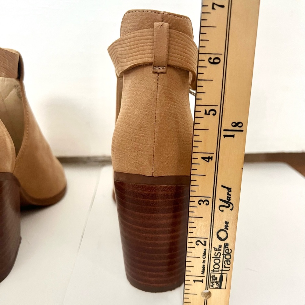 Heels- 7.5 - Picture 7 of 10